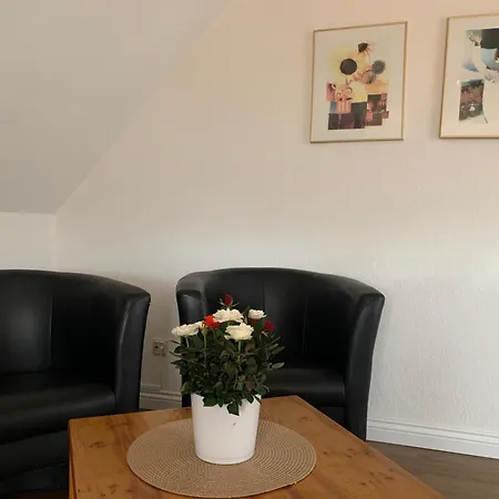 Garni 3* Rosbach vor der Höhe