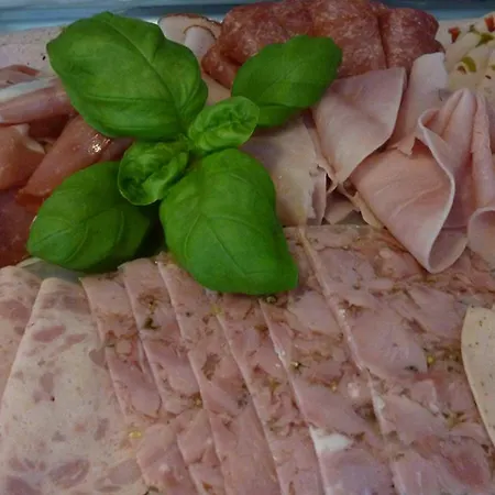 Garni 3* Rosbach vor der Höhe